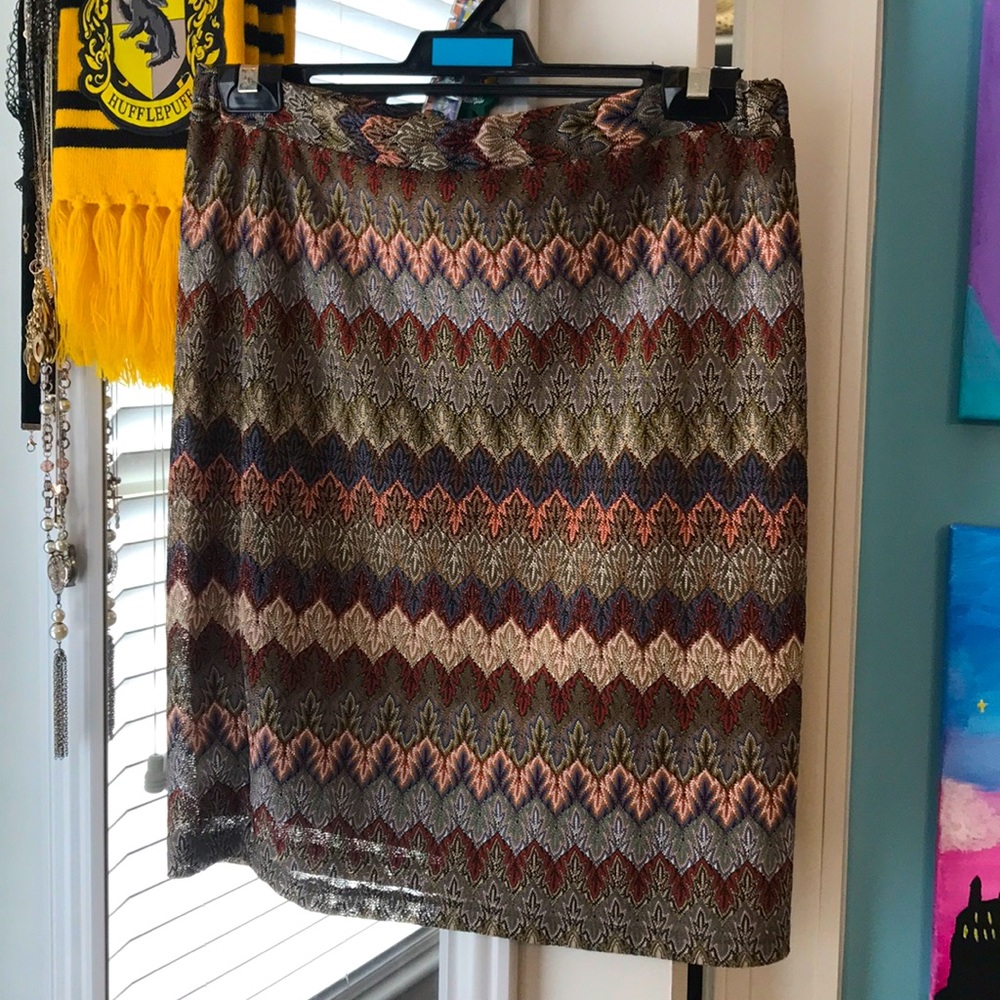 Straight pencil-like skirt